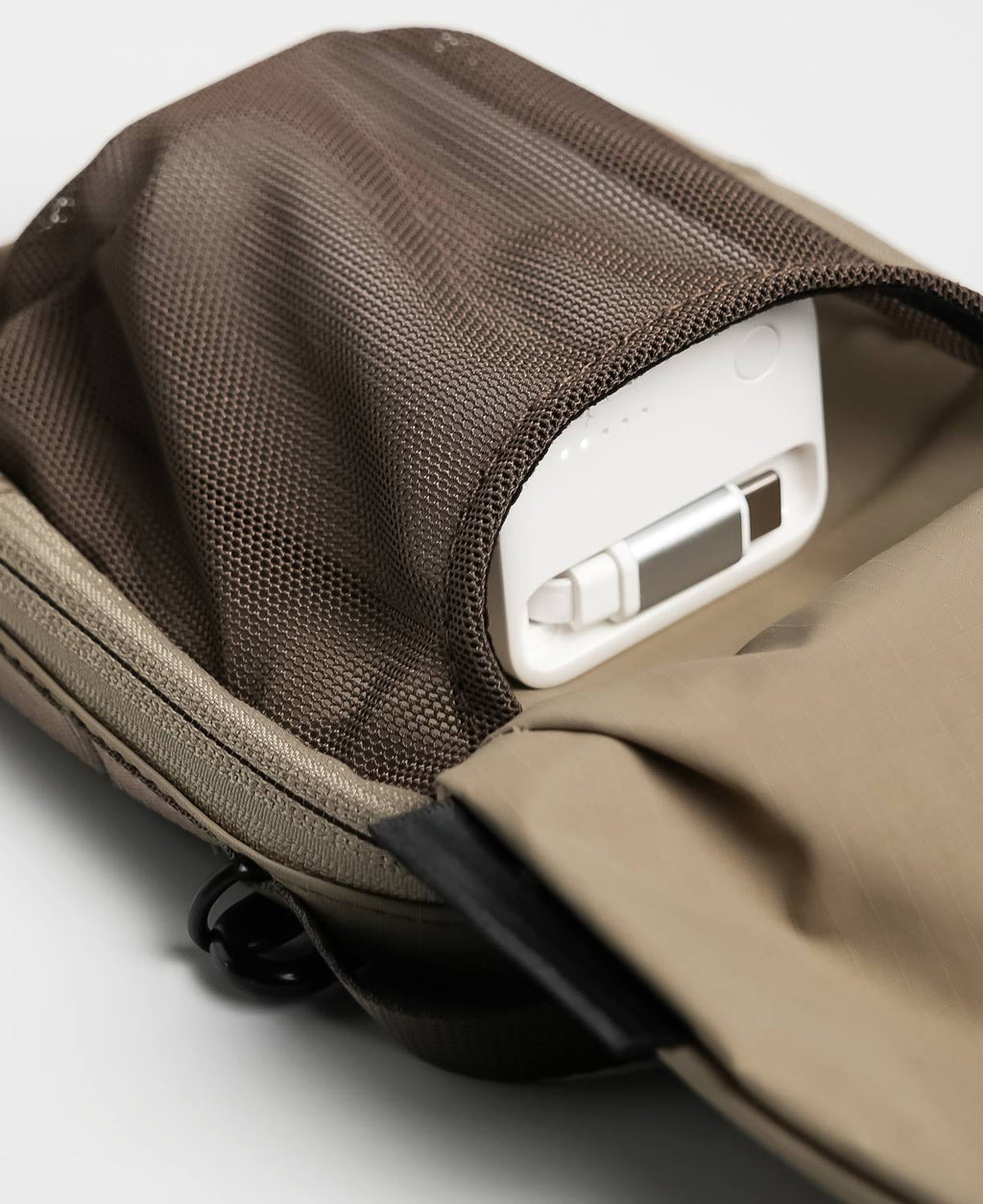 Essential 0.5L Transit Pouch- Black
