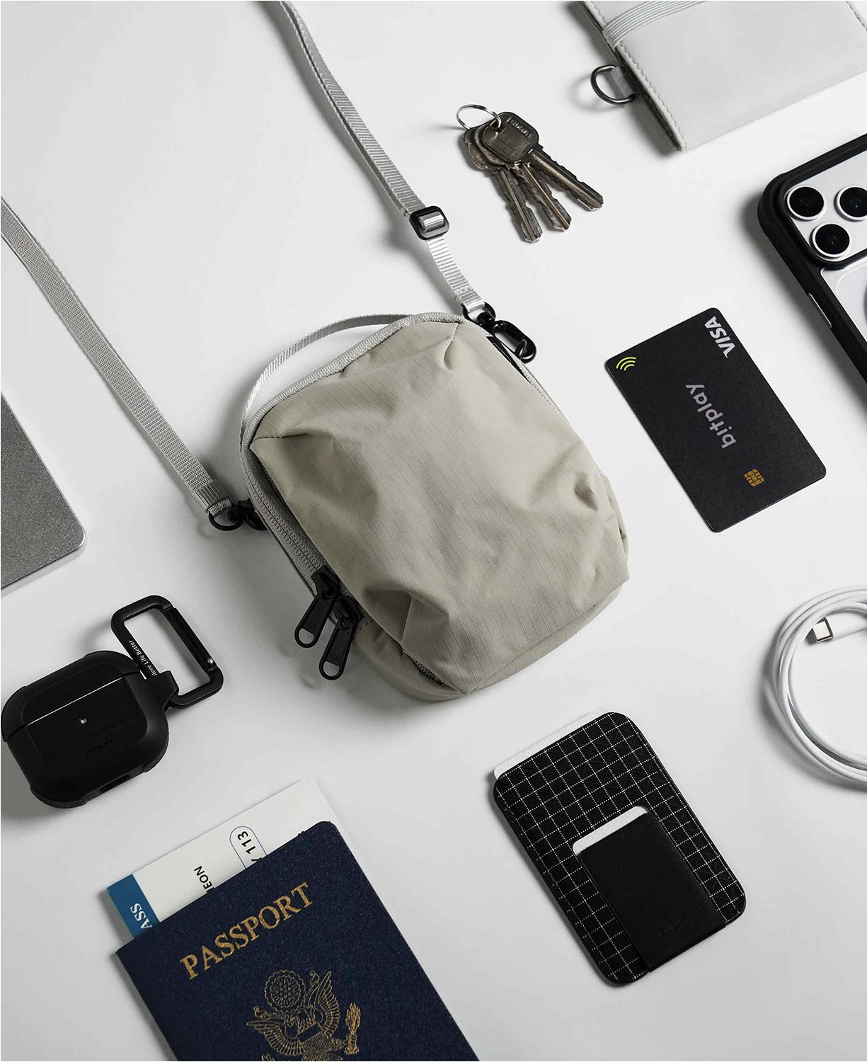 Essential 0.5L Transit Pouch- Black