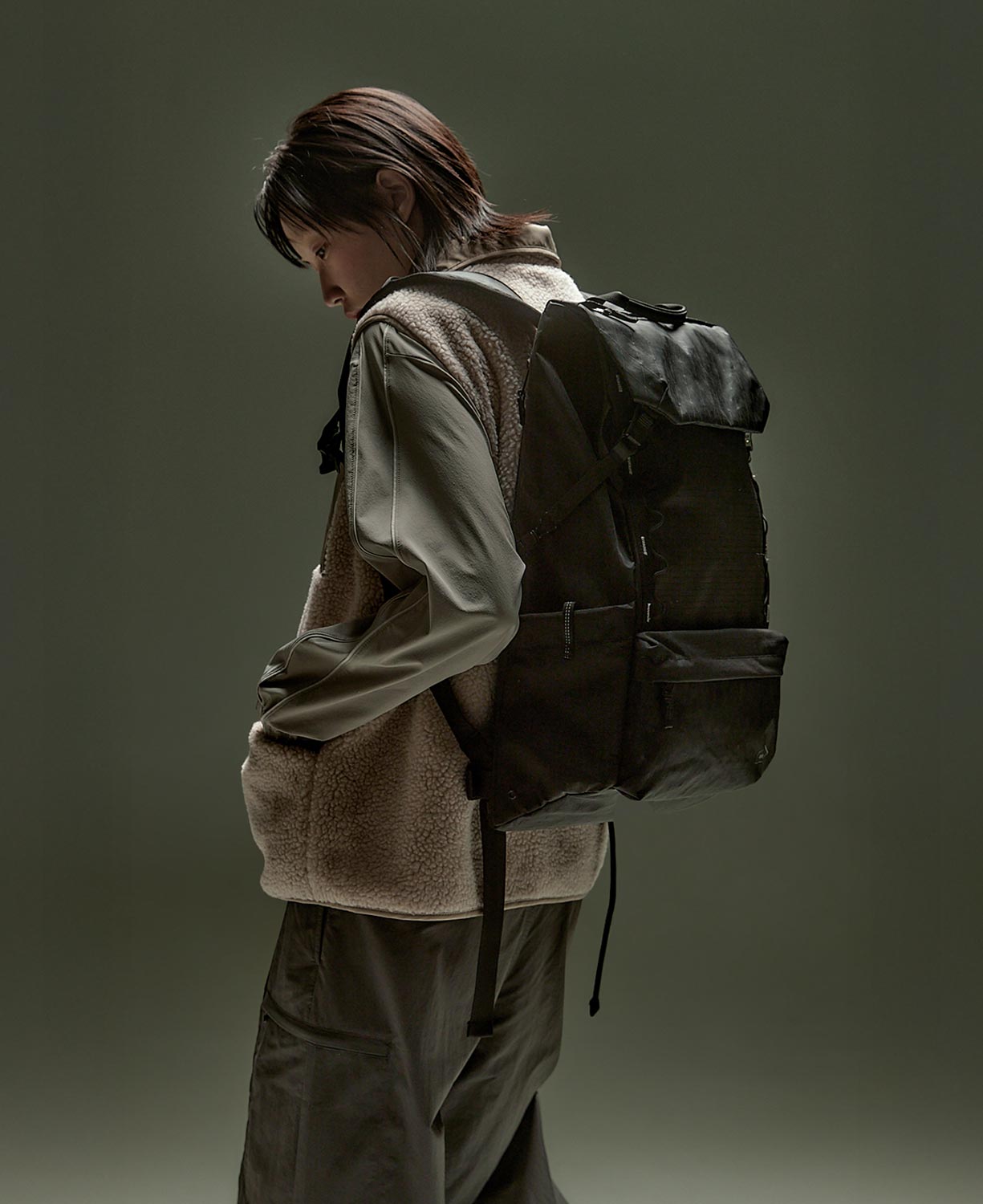 28L Backpack Black Series