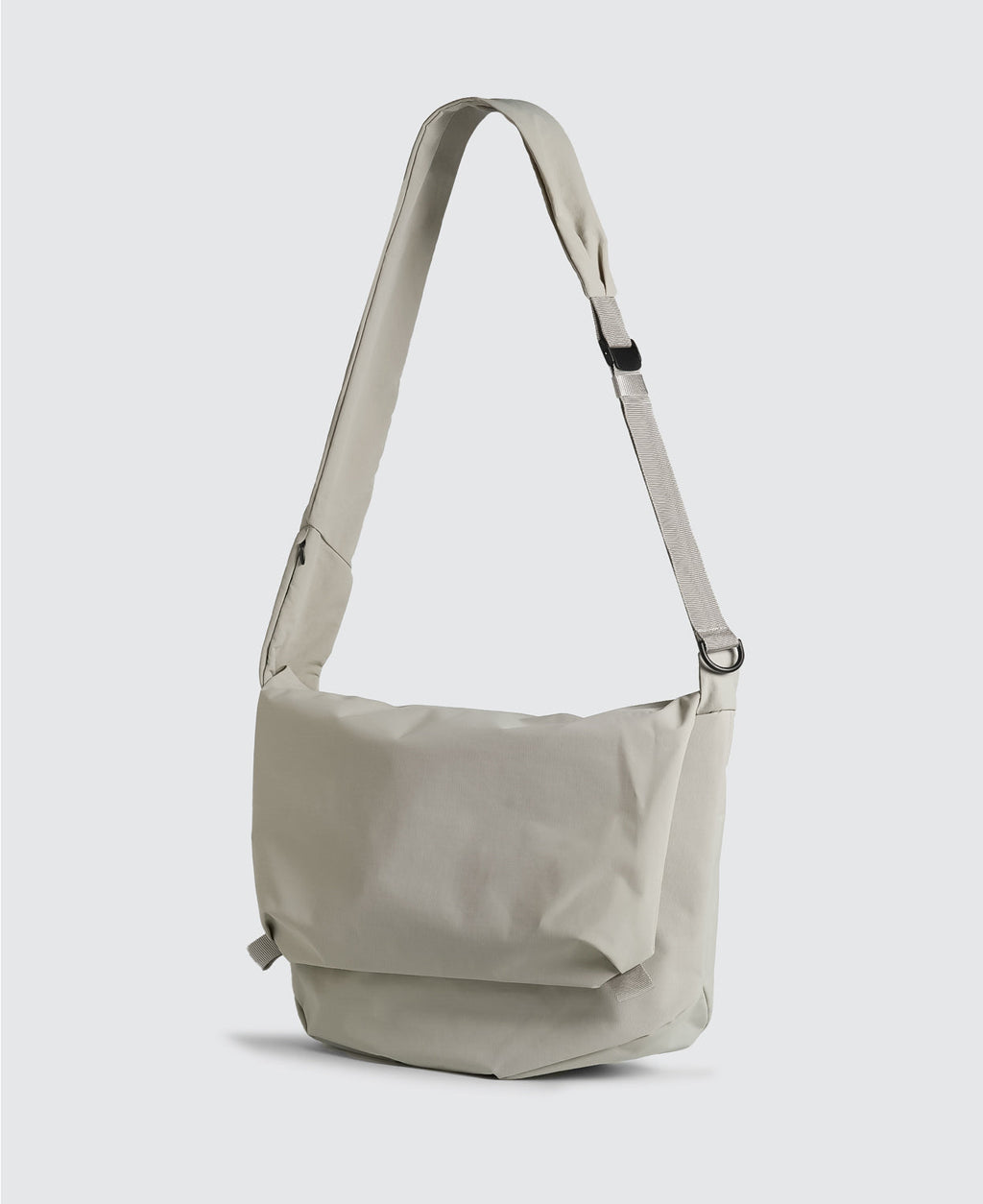 Essential 6.5L Messenger Bag- Grey