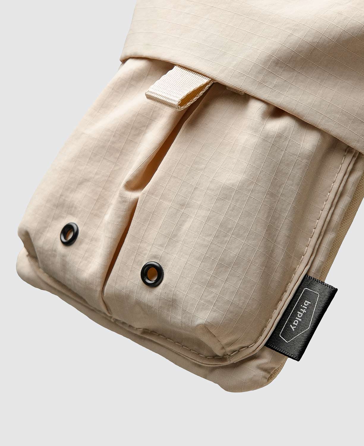 Essential Phone Pouch-Black