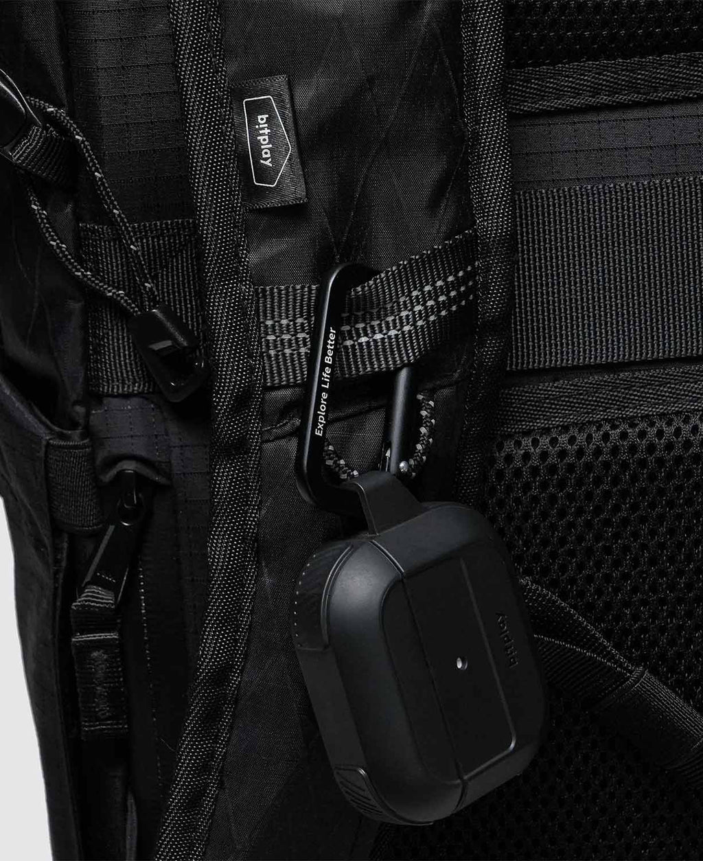 28L Backpack Black Series