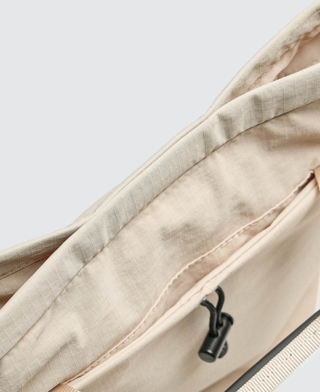 Essential 2.5L Snapper Sling-Beige