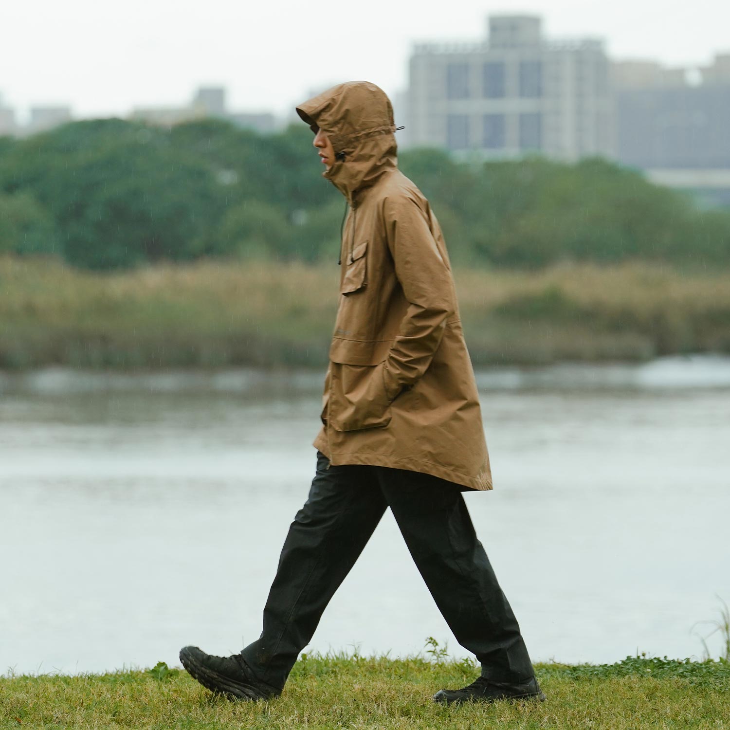 All-Weather Wander Coat -Sand
